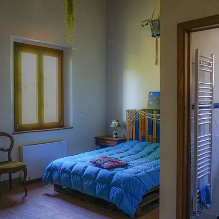 Seme Di Luna Pensionat Canneto (Pisa)